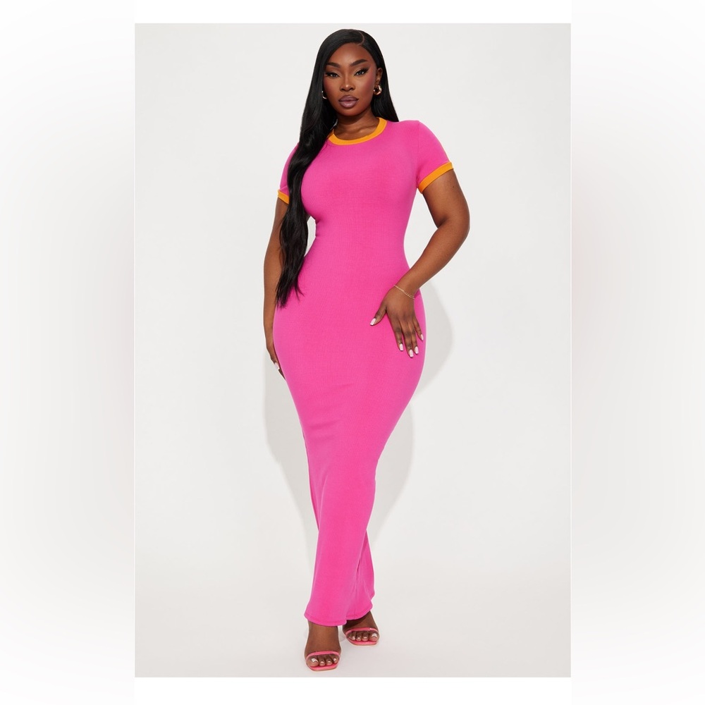 Ribbed “snatched” Maxi Dress! Size 2X! BNWT! Fashion Nova 🩷🩷